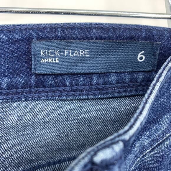J.Jill Kick Flare Ankle Jeans Womens Size 6 Distressed Medium Wash Denim - Picture 7 of 8